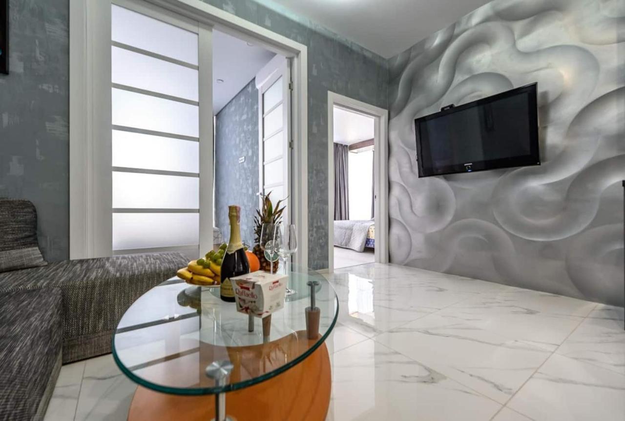 Бесті Апартаменти, 2 Спальні, Вид Моря 0523 Odesa Exterior photo